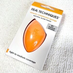 🌙Pick 5 for $25🌙 Real Techniques Miracle Complexion Makeup Blending Sponge